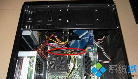 電腦主機怎么開_主機電腦開機后自動關機_主機電腦開不了機三個鍵搞定