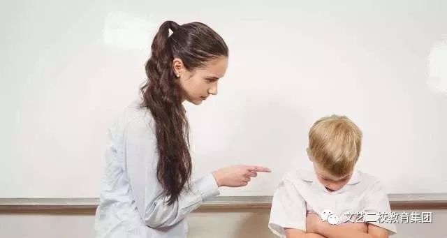 頂撞老師的保證書_頂撞老師認錯態度誠懇的檢討書_頂撞老師保證書怎么寫給老師