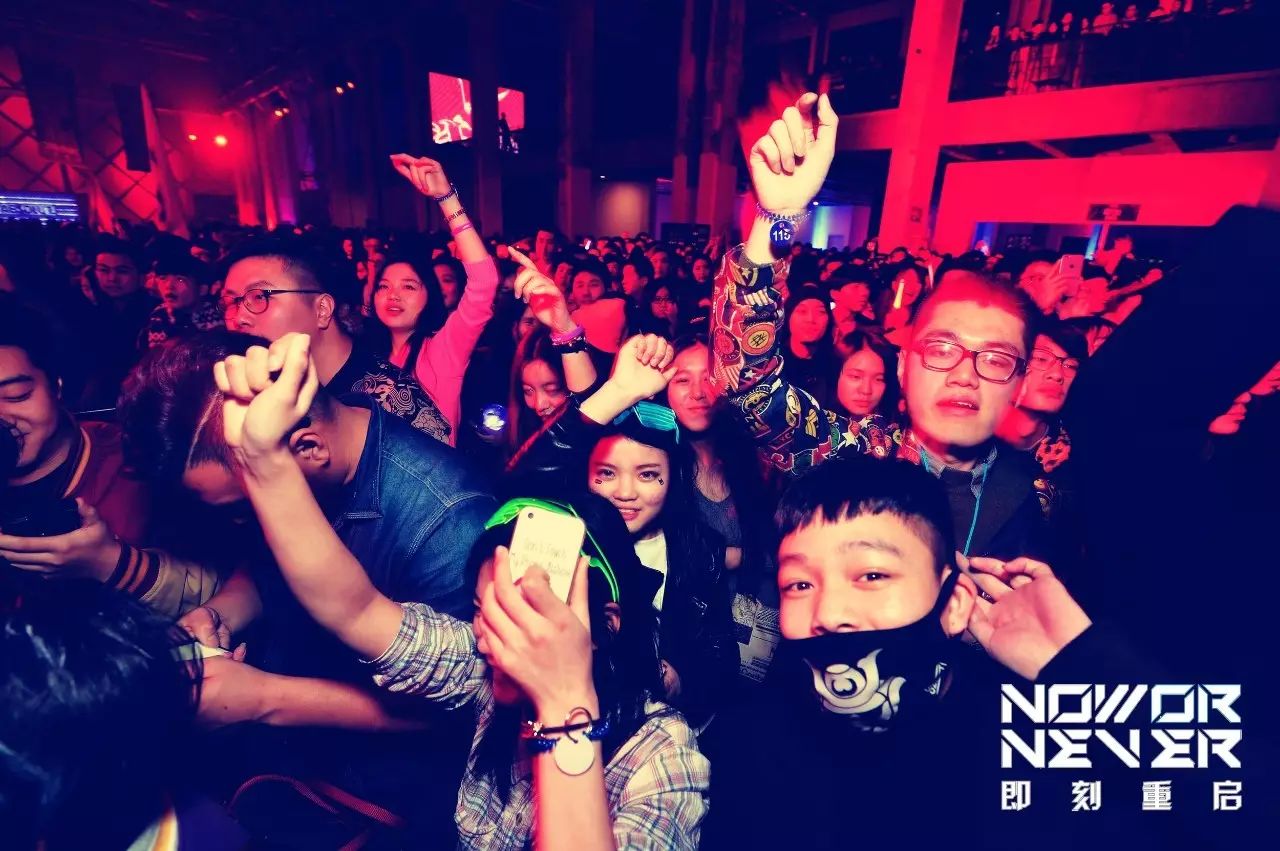 慶祝新年的活動_新年慶祝_怎么慶祝新年