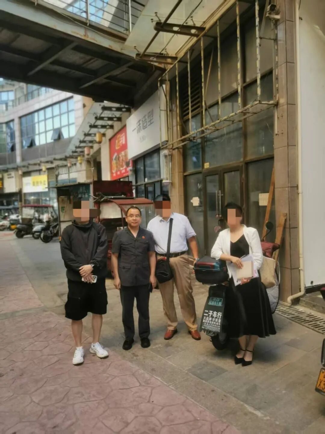 商鋪租賃合同簡單版免費(fèi)_房屋租賃合同糾紛調(diào)解_商鋪租賃產(chǎn)權(quán)證明提供